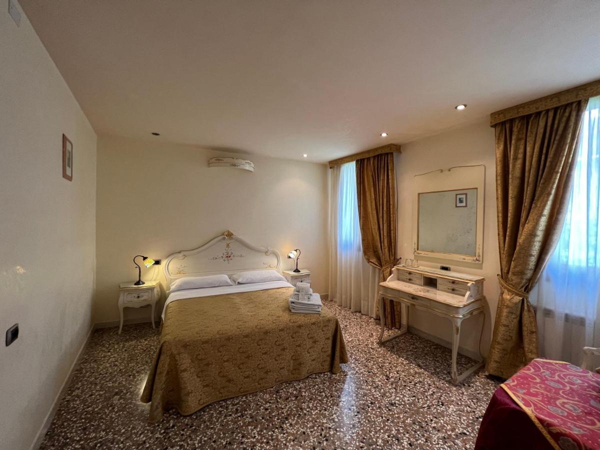 Venice Inn Exteriör bild