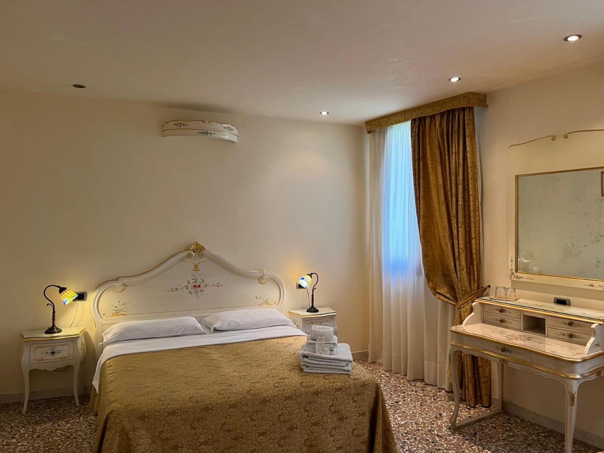 Venice Inn Exteriör bild