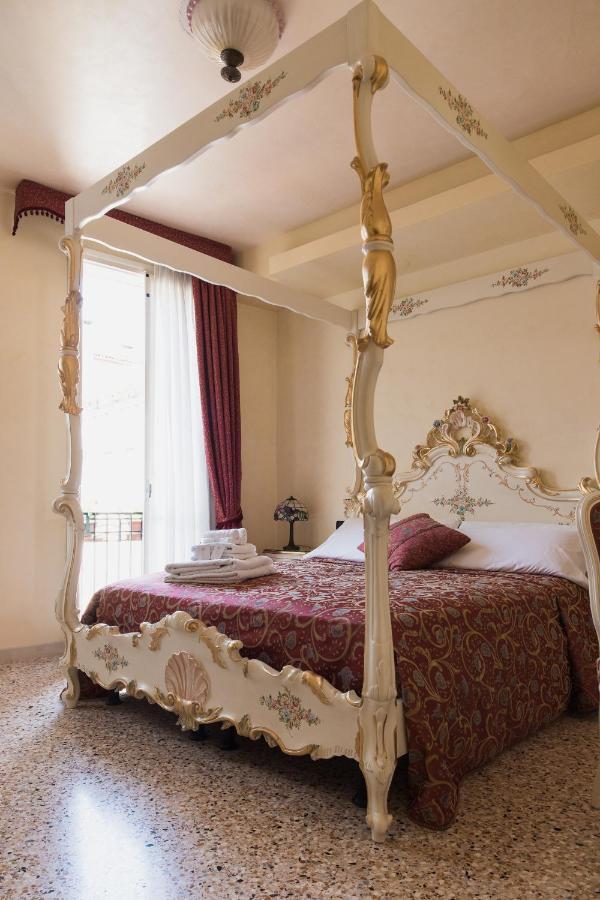 Venice Inn Exteriör bild
