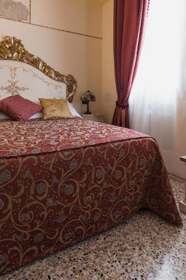 Venice Inn Exteriör bild